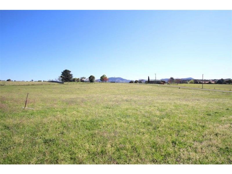 Lot 1 CNR Wood & Cowper Street, Tenterfield NSW 2372
