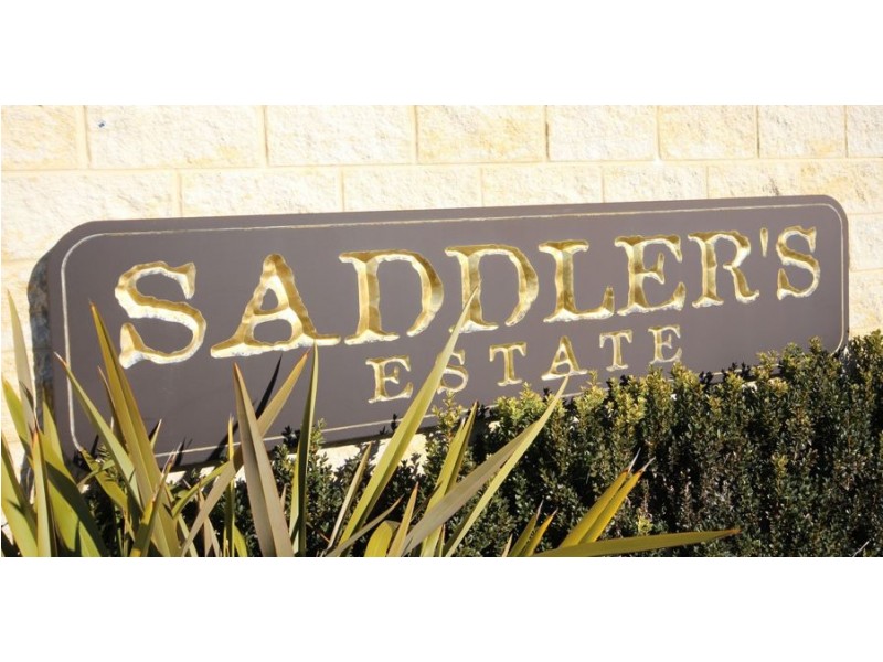 10 Parkes Drive Saddlers Estate, Tenterfield NSW 2372