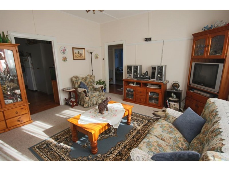 191 Logan Street, Tenterfield NSW 2372