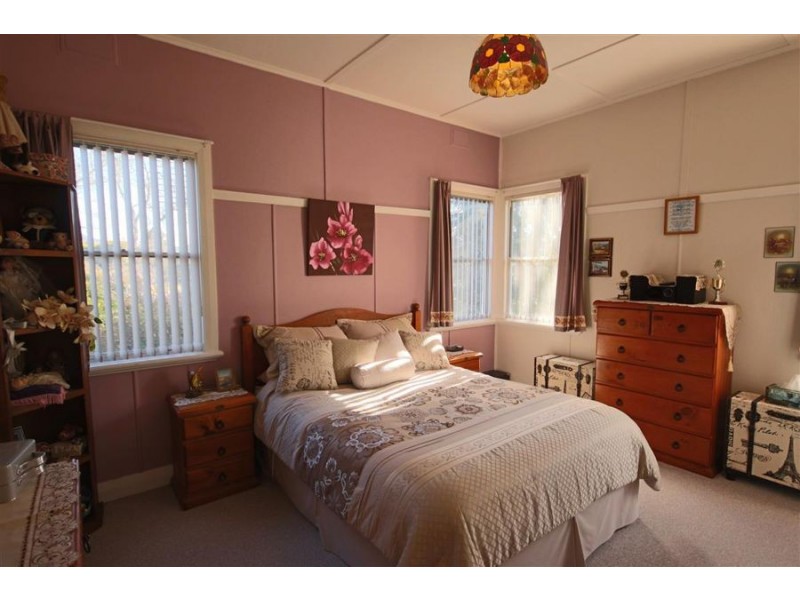 191 Logan Street, Tenterfield NSW 2372
