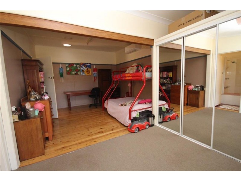 3 Clive Street, Tenterfield NSW 2372