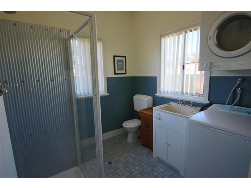 3 Clive Street, Tenterfield NSW 2372