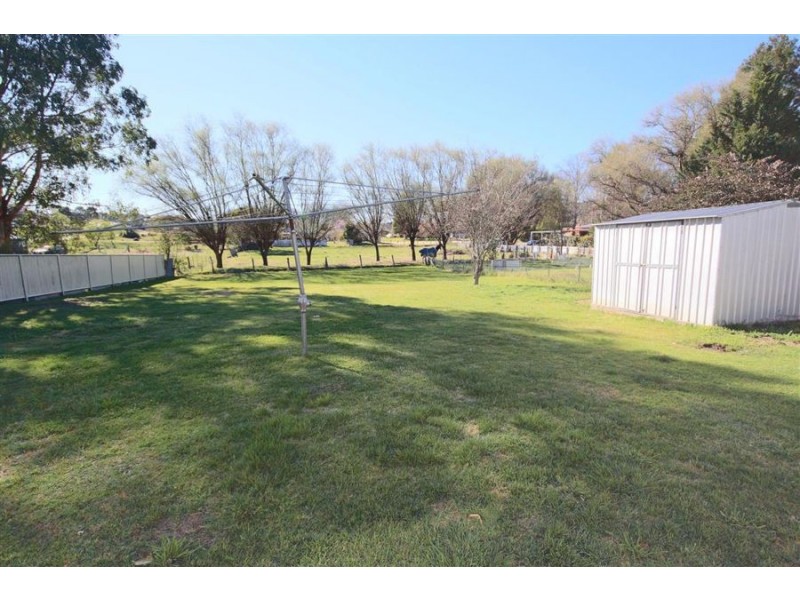 146 Bulwer Street, Tenterfield NSW 2372