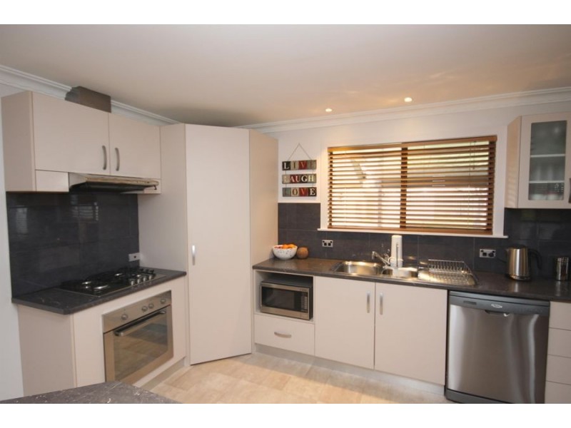 173 High Street, Tenterfield NSW 2372