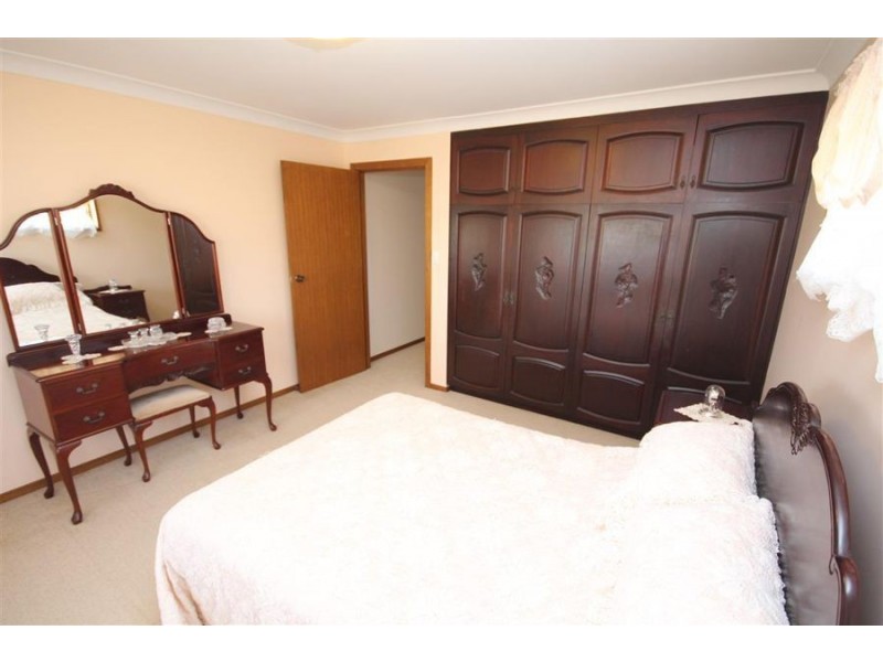 225 Logan Street, Tenterfield NSW 2372