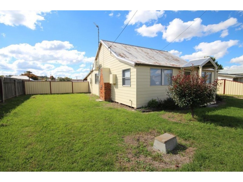 42 Margaret street, Tenterfield NSW 2372