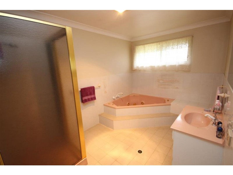 112 Duncan Street, Tenterfield NSW 2372