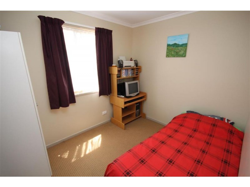 105 Cowper Street, Tenterfield NSW 2372