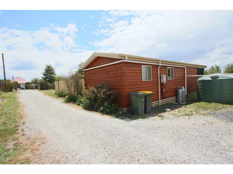 105 Cowper Street, Tenterfield NSW 2372