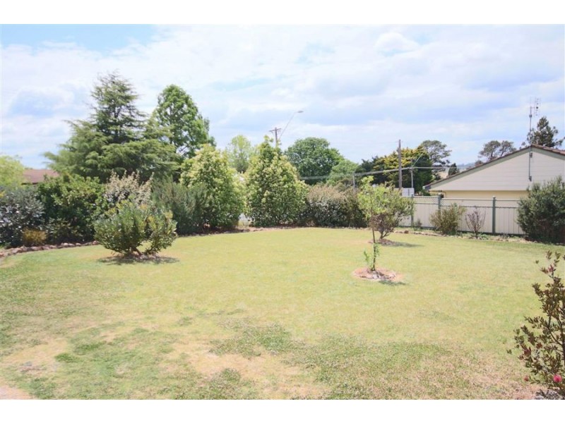 105 Cowper Street, Tenterfield NSW 2372