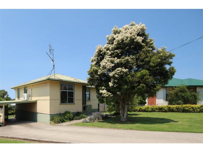 2 Jubilee Street, Tenterfield NSW 2372