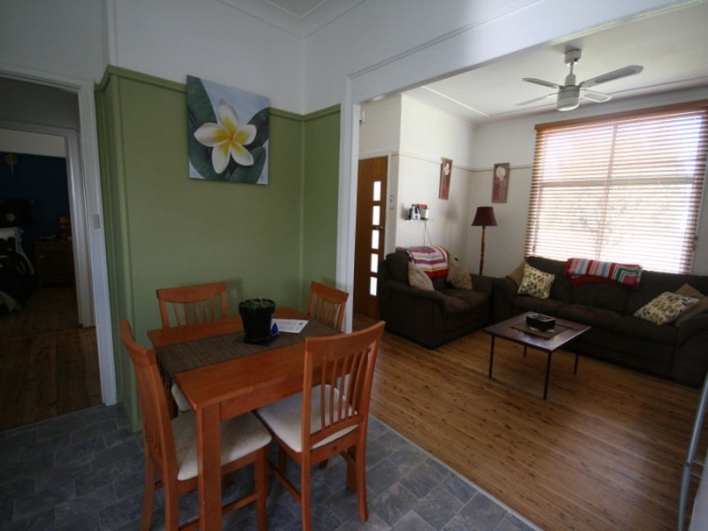 2 Jubilee Street, Tenterfield NSW 2372
