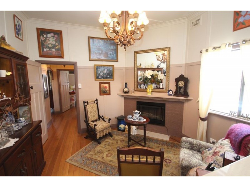 86 High Street, Tenterfield NSW 2372