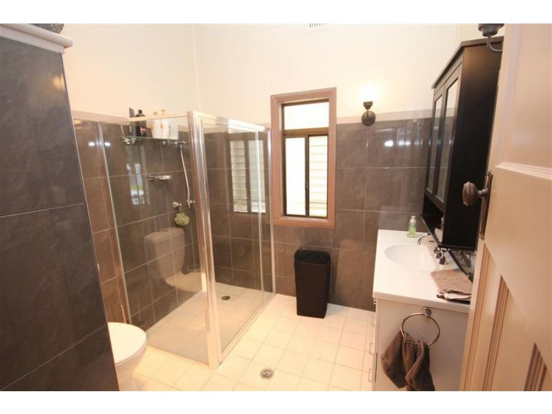 86 High Street, Tenterfield NSW 2372