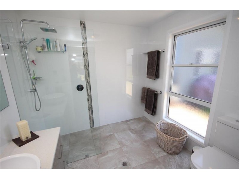 27 Millers Lane, Tenterfield NSW 2372