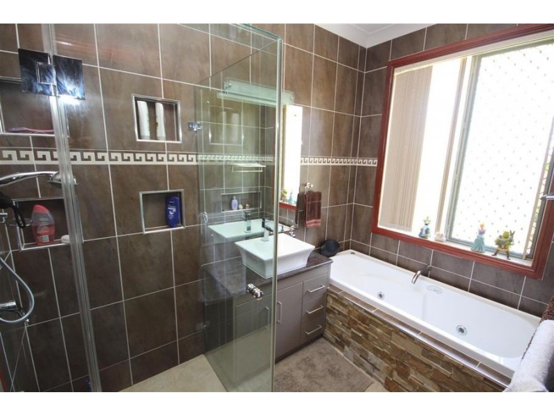 123 Drummond Street, Tenterfield NSW 2372