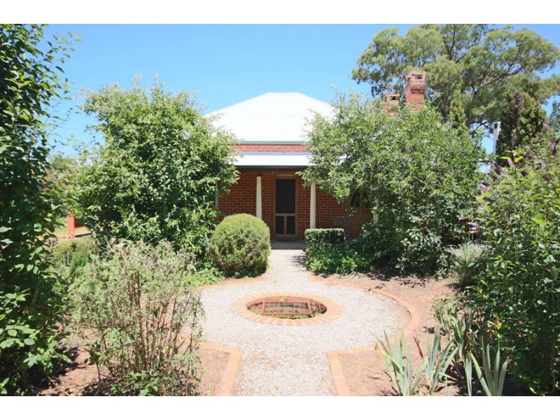 50 Wood Street, Tenterfield NSW 2372