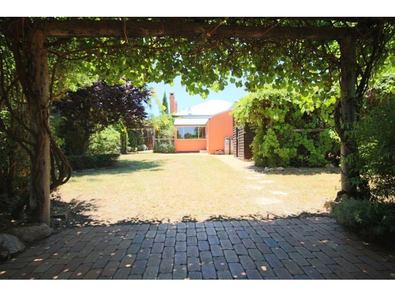 50 Wood Street, Tenterfield NSW 2372