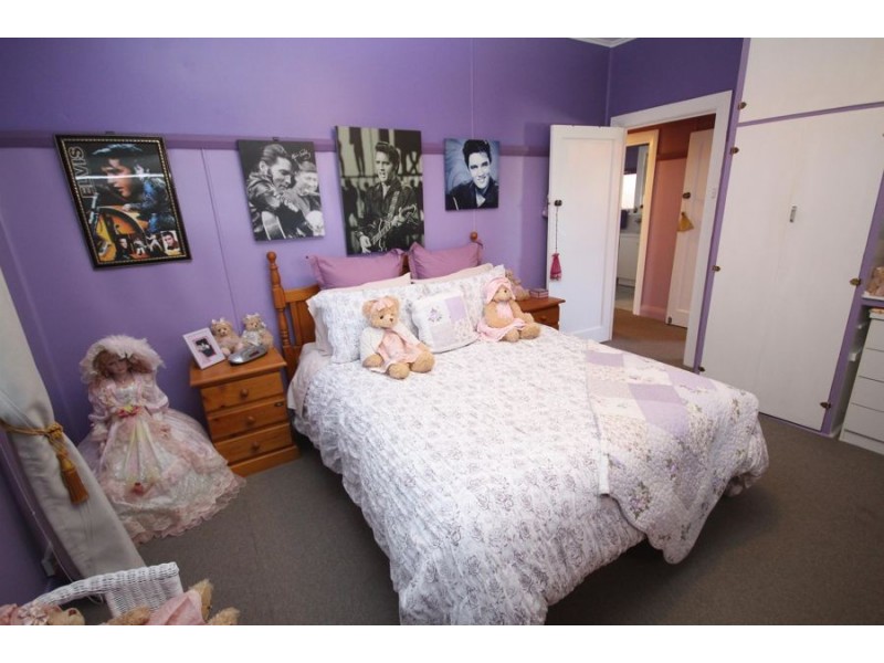 139 Petrie Street, Tenterfield NSW 2372