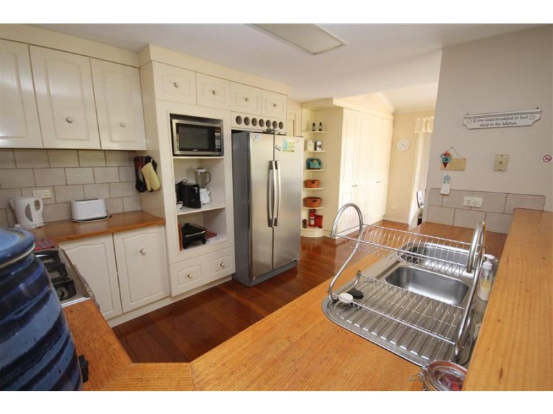 81 Wood Street, Tenterfield NSW 2372