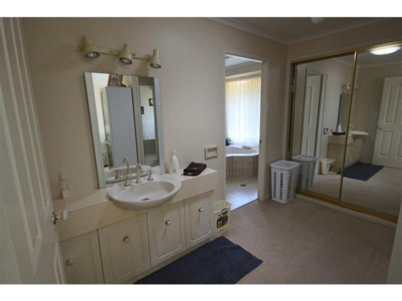 81 Wood Street, Tenterfield NSW 2372