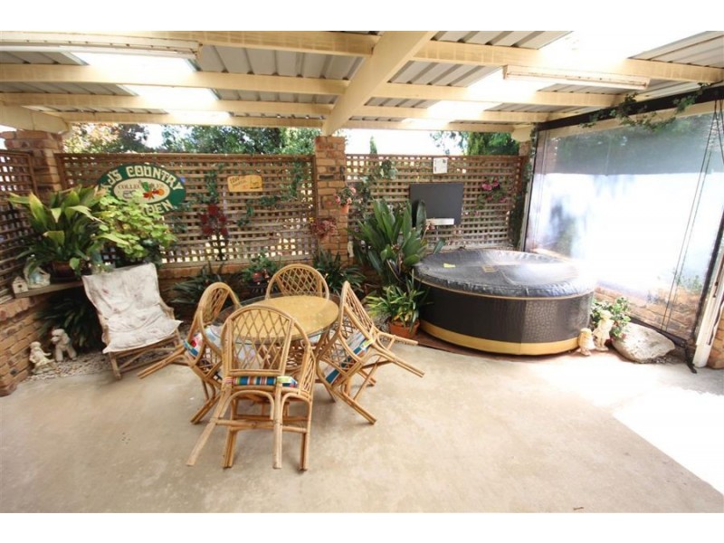 81 Wood Street, Tenterfield NSW 2372