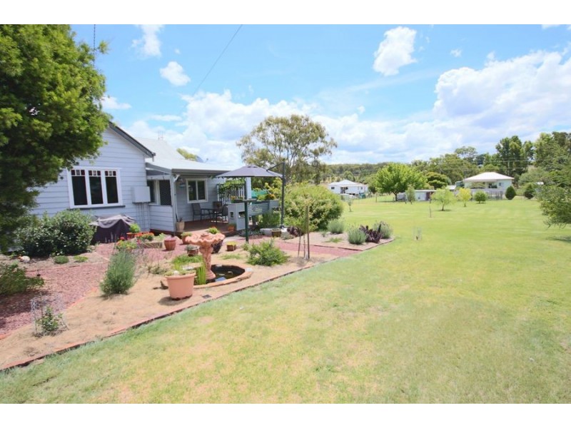 25 Robinson Street, Jennings QLD 4383