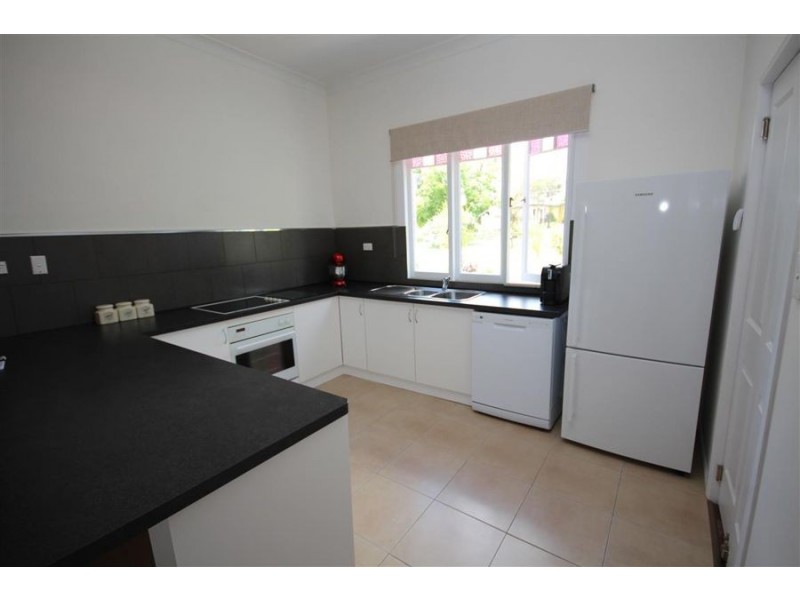 25 Robinson Street, Jennings QLD 4383