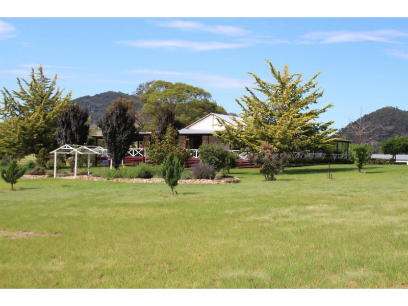 7437 New England Highway, Tenterfield NSW 2372