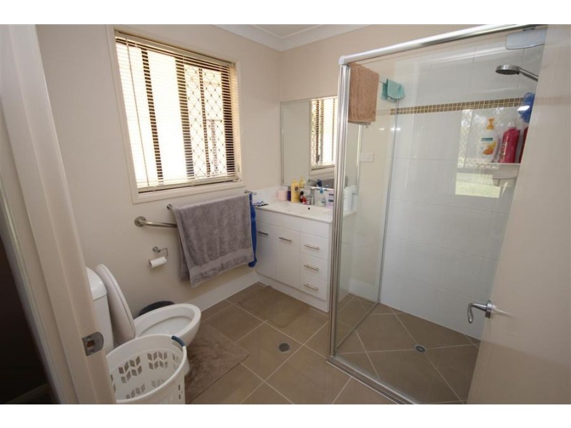 20 Laird Street, Tenterfield NSW 2372