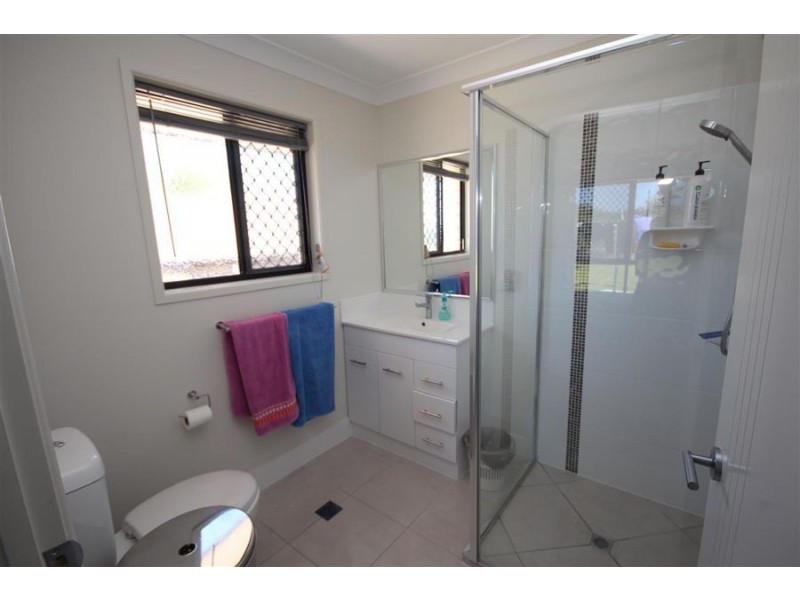 22 Laird Street, Tenterfield NSW 2372