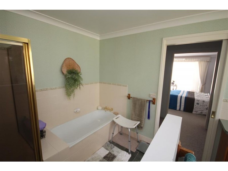 161 Petre Street, Tenterfield NSW 2372