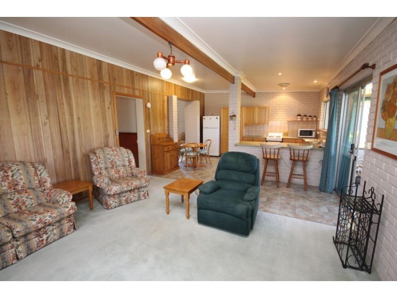 102 Bulwer street, Tenterfield NSW 2372