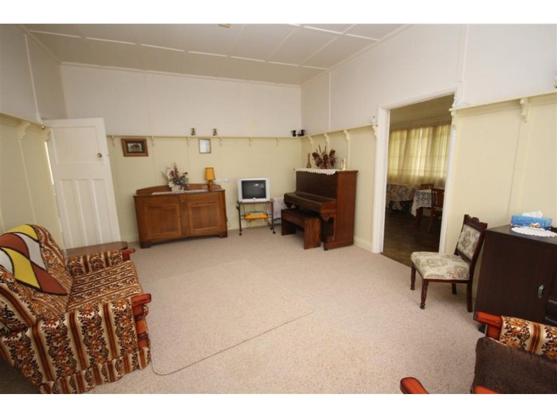 126 Rouse Street, Tenterfield NSW 2372