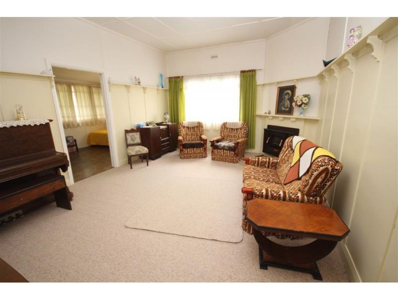 126 Rouse Street, Tenterfield NSW 2372