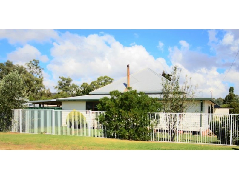 105 Rouse Street, Tenterfield NSW 2372