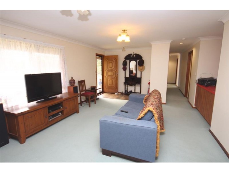 59 Riley Street, Tenterfield NSW 2372