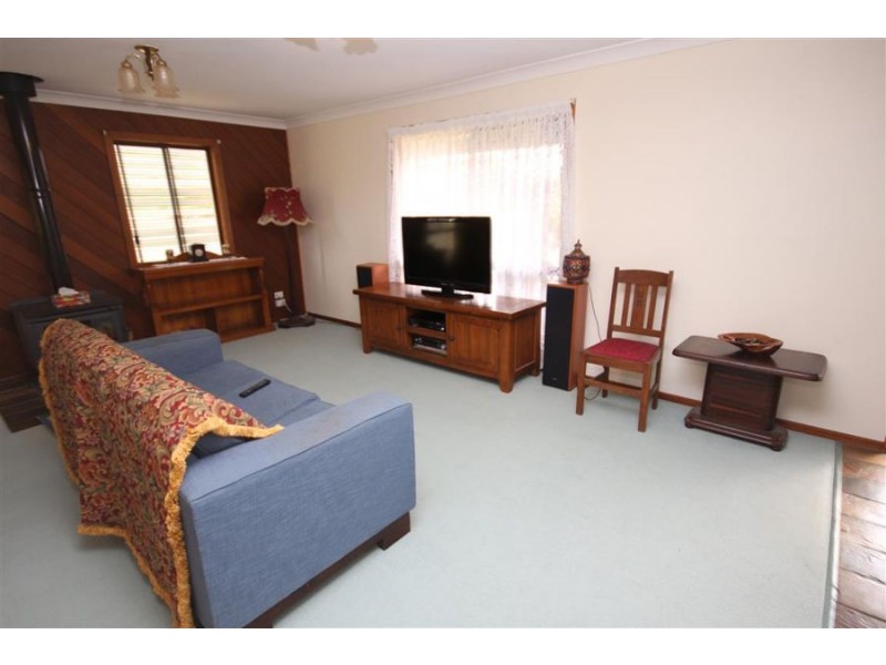 59 Riley Street, Tenterfield NSW 2372
