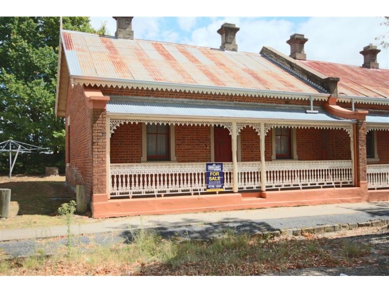 130 Logan Street, Tenterfield NSW 2372