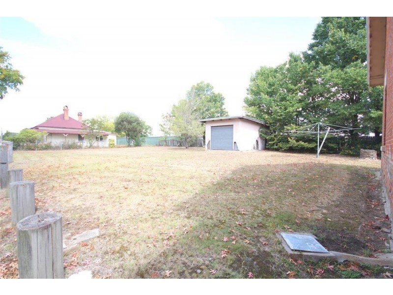 130 Logan Street, Tenterfield NSW 2372