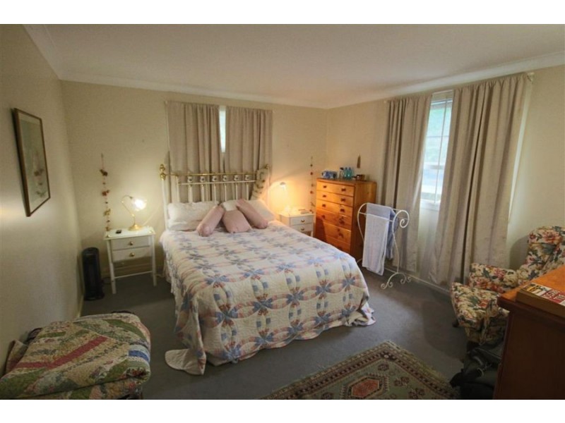 85 Molesworth Street, Tenterfield NSW 2372