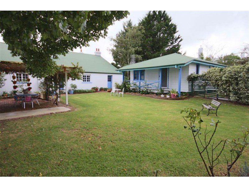 85 Molesworth Street, Tenterfield NSW 2372