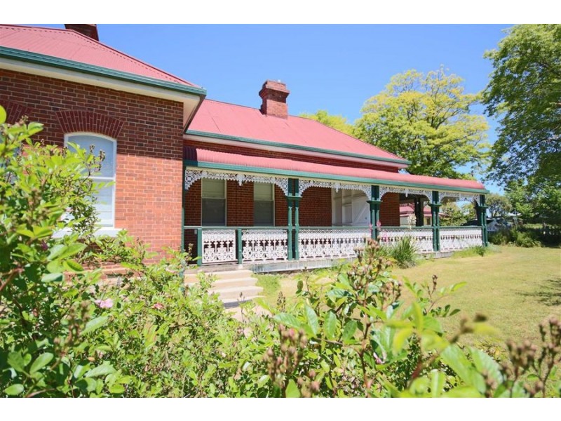 137 Logan Street, Tenterfield NSW 2372