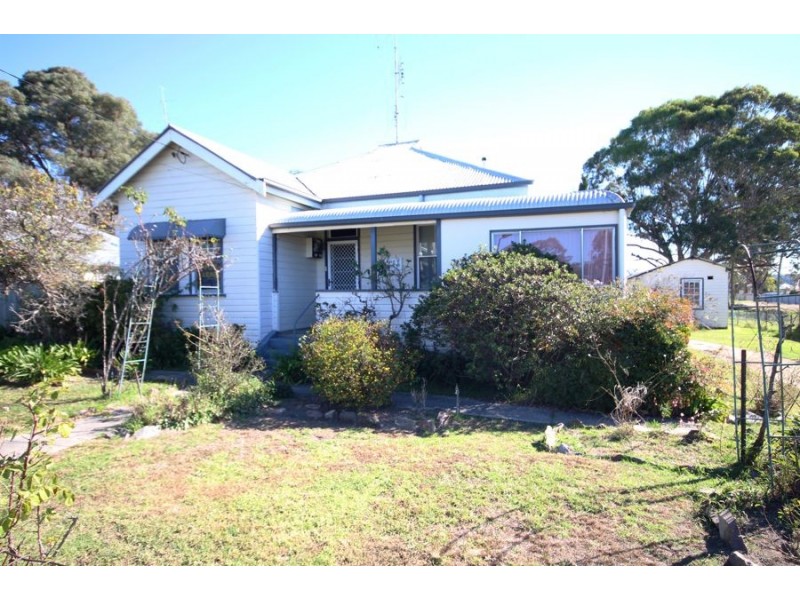 68 Wood Street, Tenterfield NSW 2372