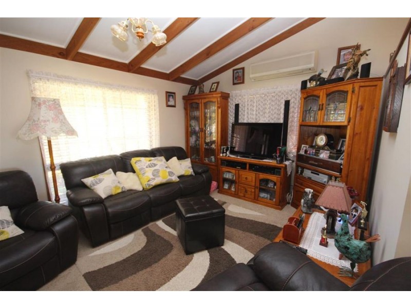88 Manners Street, Tenterfield NSW 2372