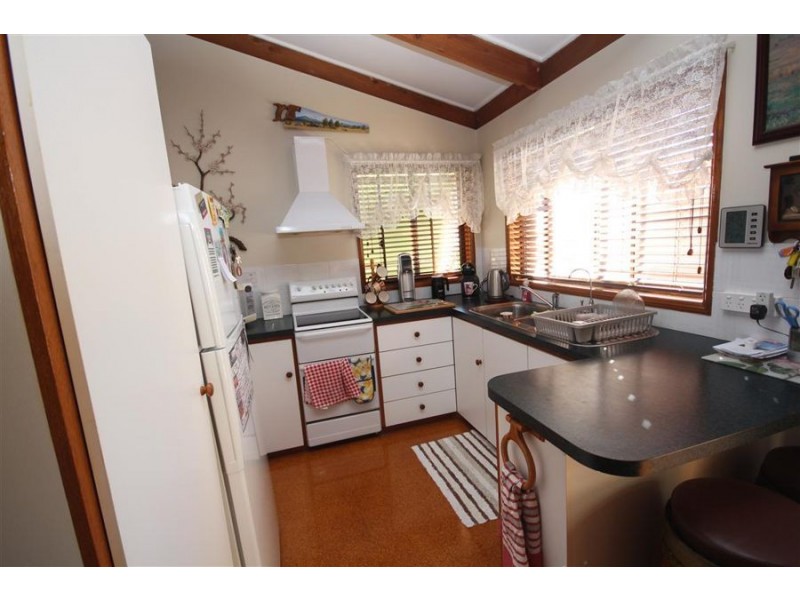 88 Manners Street, Tenterfield NSW 2372