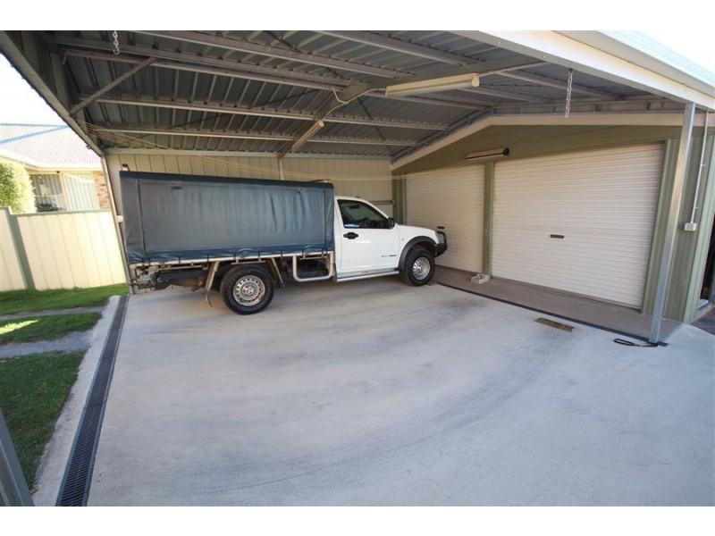 88 Manners Street, Tenterfield NSW 2372