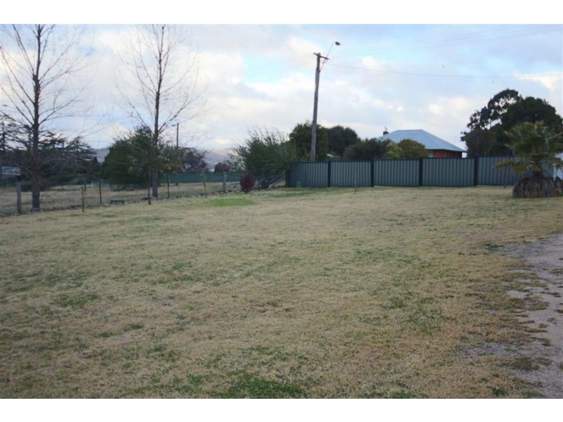 84 Cowper Street, Tenterfield NSW 2372