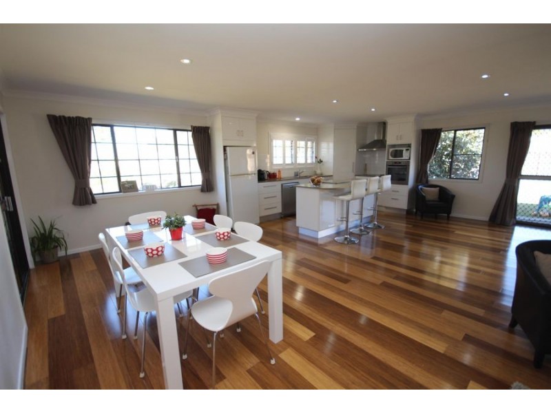 20 Aldershot Road, Tenterfield NSW 2372