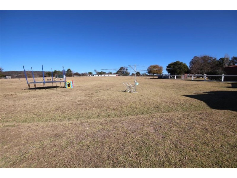 20 Aldershot Road, Tenterfield NSW 2372